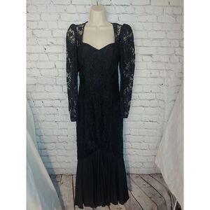 Miss Ashlee VINTAGE Women's Size 8 Black Lace Gown
